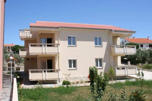 Novalja Apartment | Apartments KarolinaS