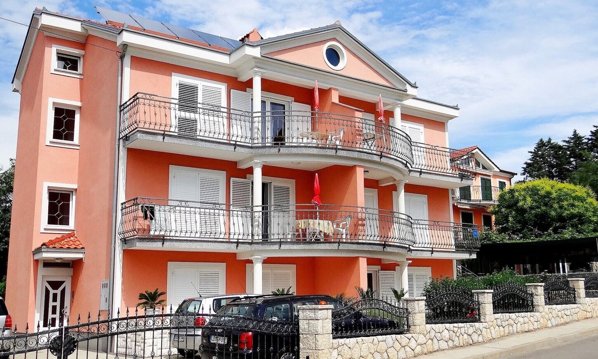Malinska Apartment | Apartments Marica, (15806), Malinska, hr