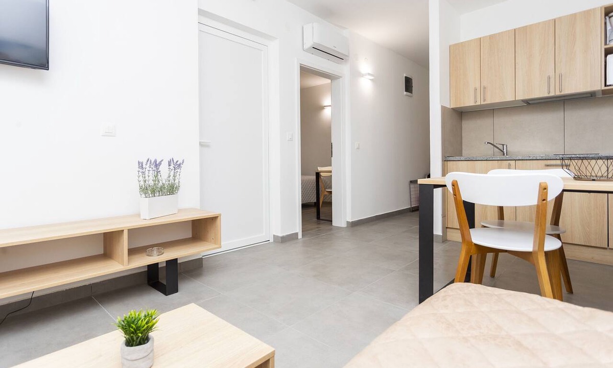 Seget Donji Apartment | Apartments Medena (97921-A10) - Seget Donji
