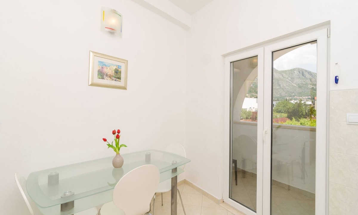 Kupari Apartment | Apartments & Rooms Barišić - Studio Apartment with Balcony and City View (First Floor)-APT 10