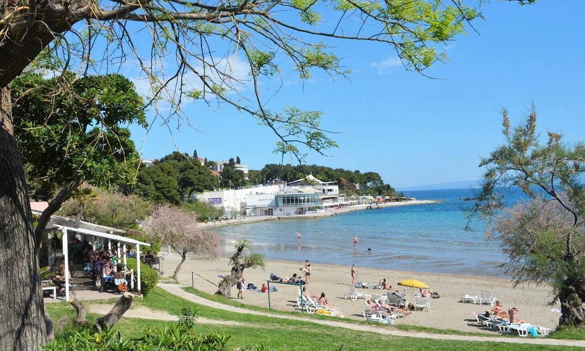 Split Apartment | Apartments Slavica, (14202), Split, hr