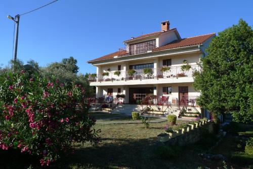 Sveta Marina Apartment | Apartments Smolica