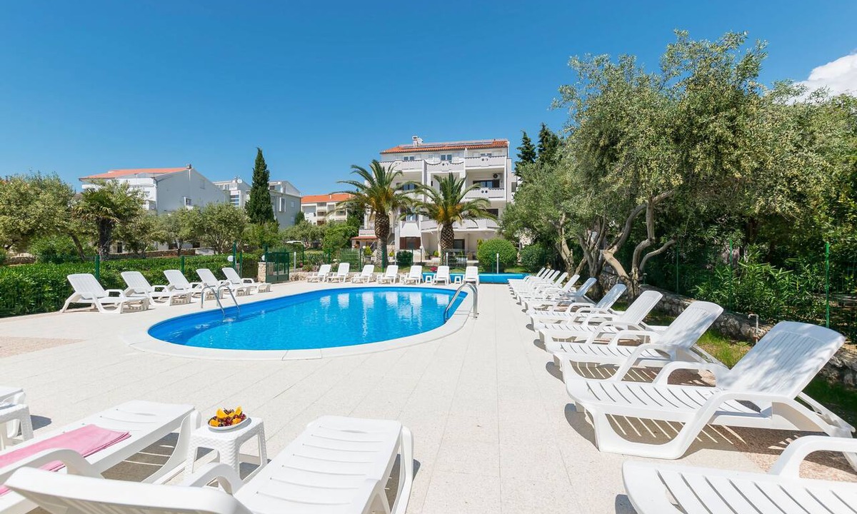 Novalja Apartment | Apartments Villa Daniela (59101-A10) - Novalja - island Pag