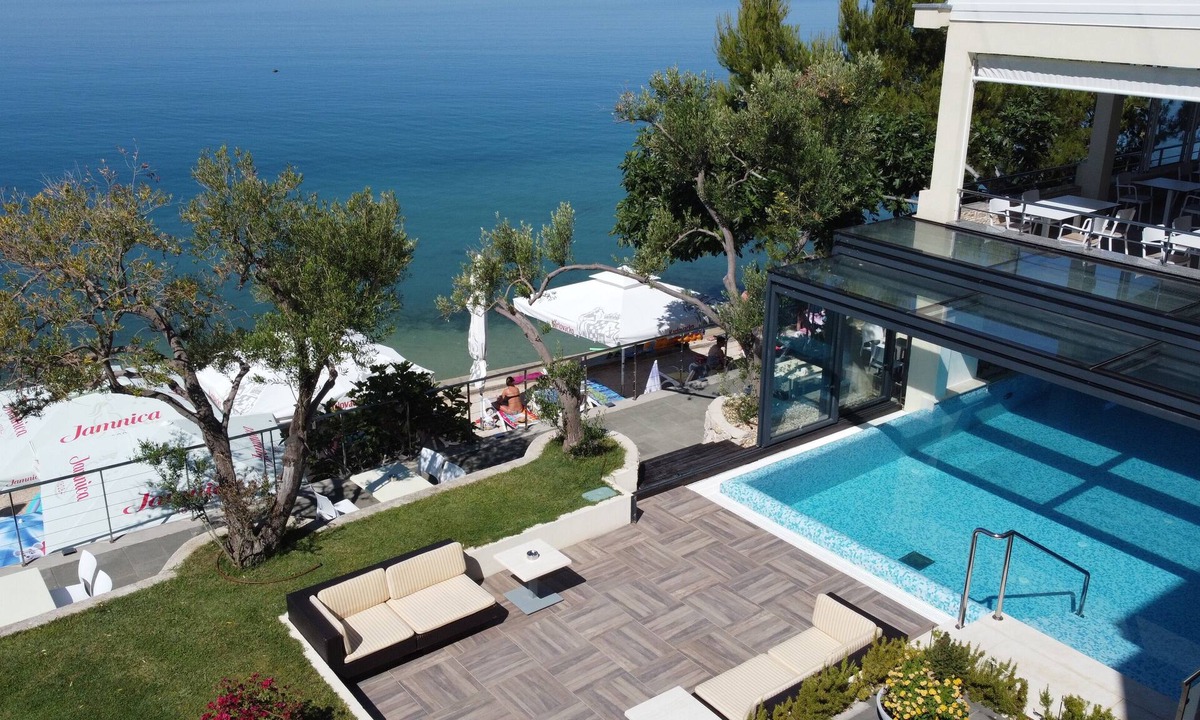 Rtina Hotel | Apartments Vila 4m