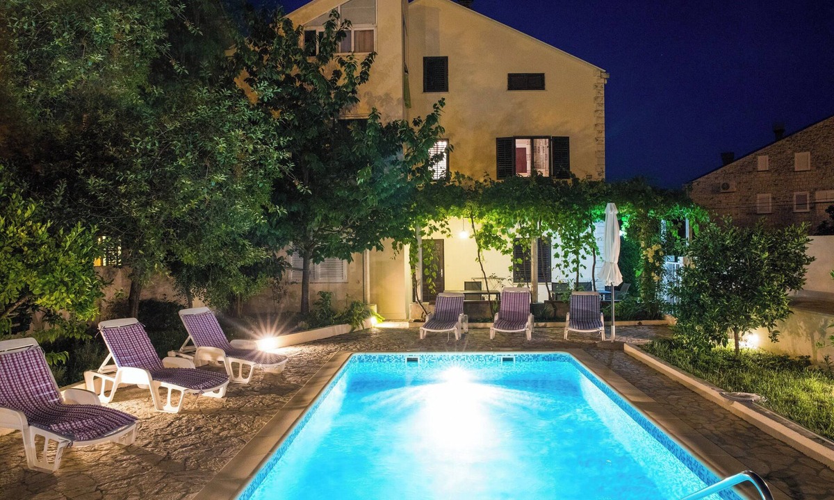 Rozat Apartment | Apartments Villa Roza