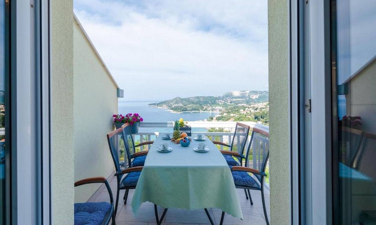 Zavrelje Apartment | Apartments Villa Soleil - Superior Two Bedroom Apartment with Balcony and Sea View