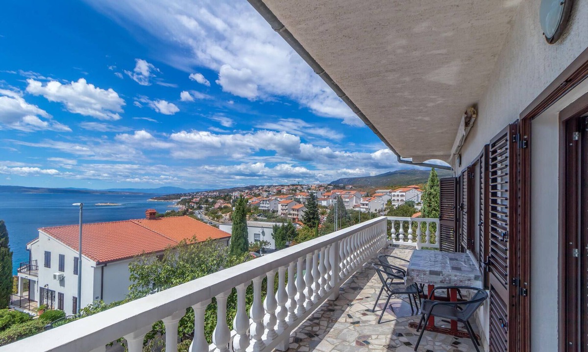 Novi Vinodolski Apartment | Awesome apartment in Novi Vinodolski