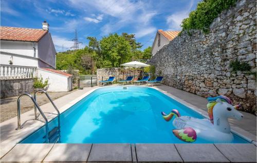 Praputnjak House | Awesome Home In Krasica