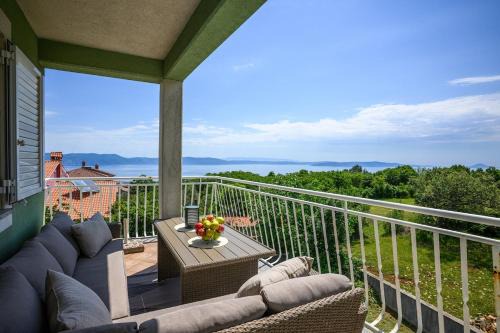Bartici Apartment | Barba Ive - Sea View Apartment near Sveta Marina