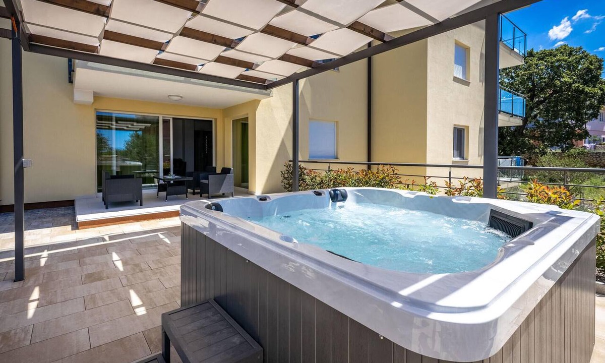 Zurkovo Apartment | Beach front apartment in Kostrena