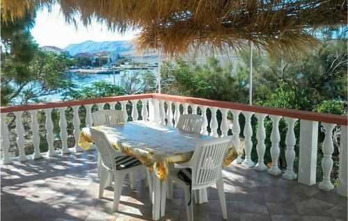Kustici Apartment | Beach Front Apartment In Kustici