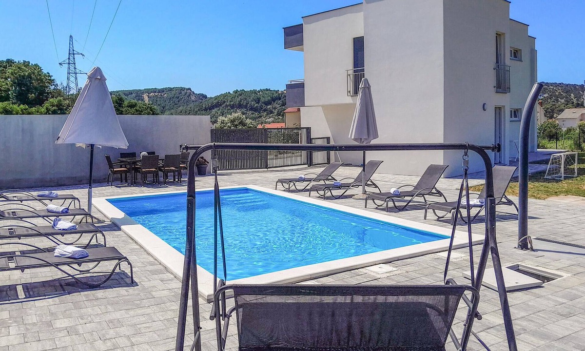 Lopar House | Beach front home in Rab