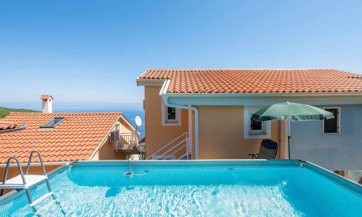 Zagorje Apartment | Beautiful apartment with stunning views over Kvarner Bay and above-ground pool