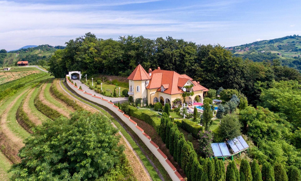Sveti Kriz Zacretje House | Beautiful home in Sv.Kriz Zacretje
