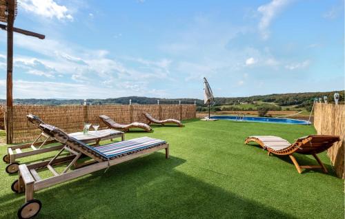 Kraljevec Sesvetski House | Beautiful Home In Hrascina With Sauna