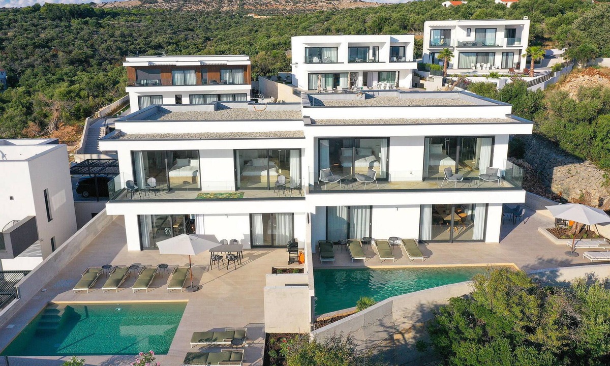 Jakisnica House | Beautiful home in Lun