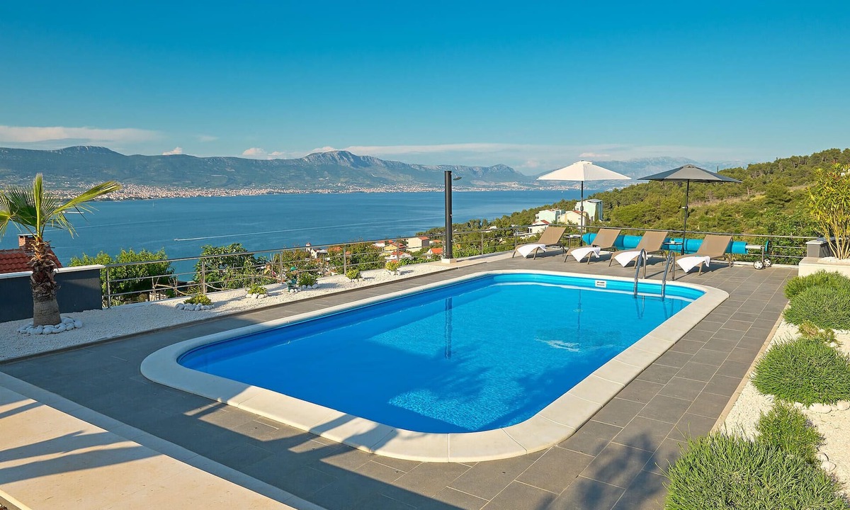 Mastrinka House | Beautiful home in Mastrinka
