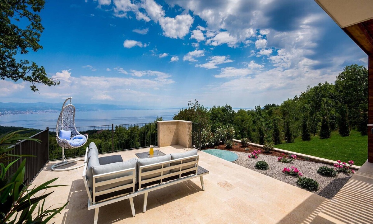 Poljane Villa | Beautiful Opatija Villa | Villa Mare | 4 Bedrooms | Spectacular Sea Views