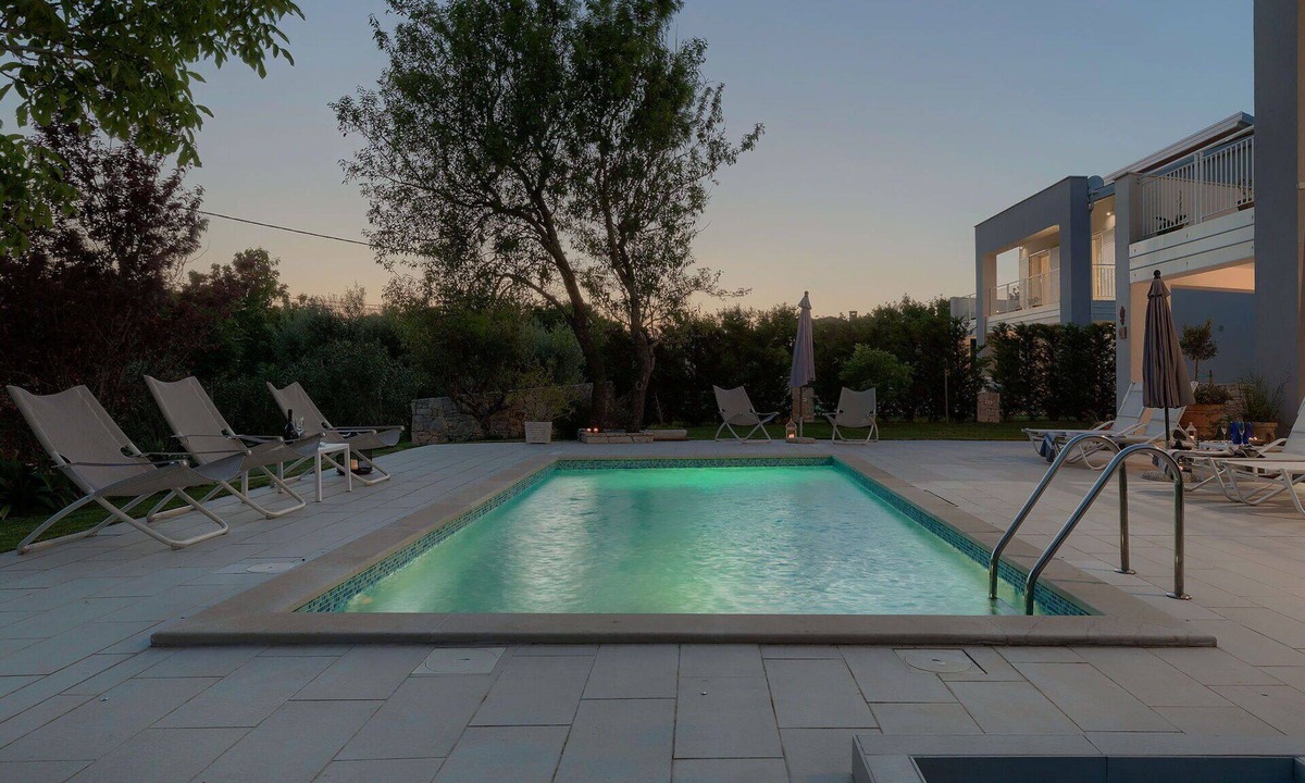 Stanisovi Villa | Beautiful private villa with A/C, WIFI, private pool, TV, terrace, pets allowed and panoramic view
