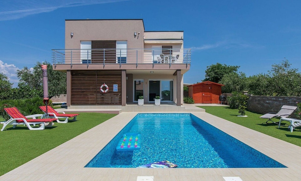 Galizana Villa | Beautiful villa with the view of the beautiful Brijuni Islands.