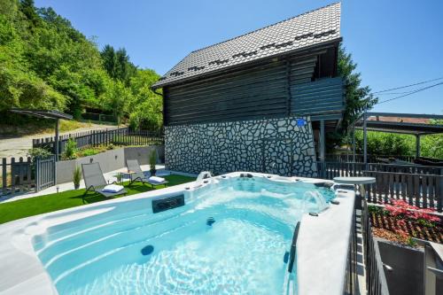 Sveti Kriz Zacretje House | Black Pearl 5 stars Holiday House