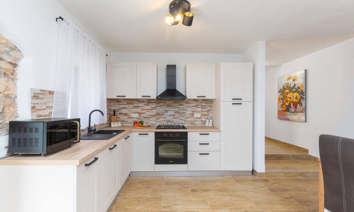 Rebici House | Brand new holiday house in village Dobrani
