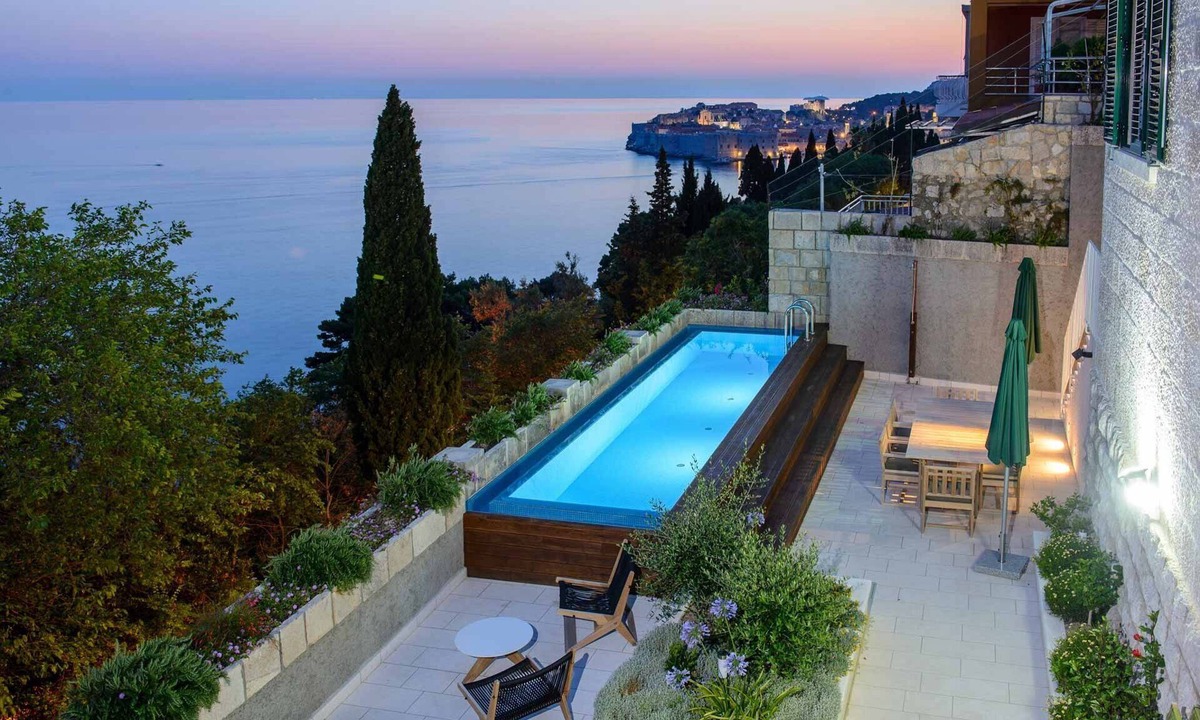 Dubrovnik Villa | Breathtaking Dubrovnik Views | Villa Grande Bukovca | Beautiful 5 Bedrooms