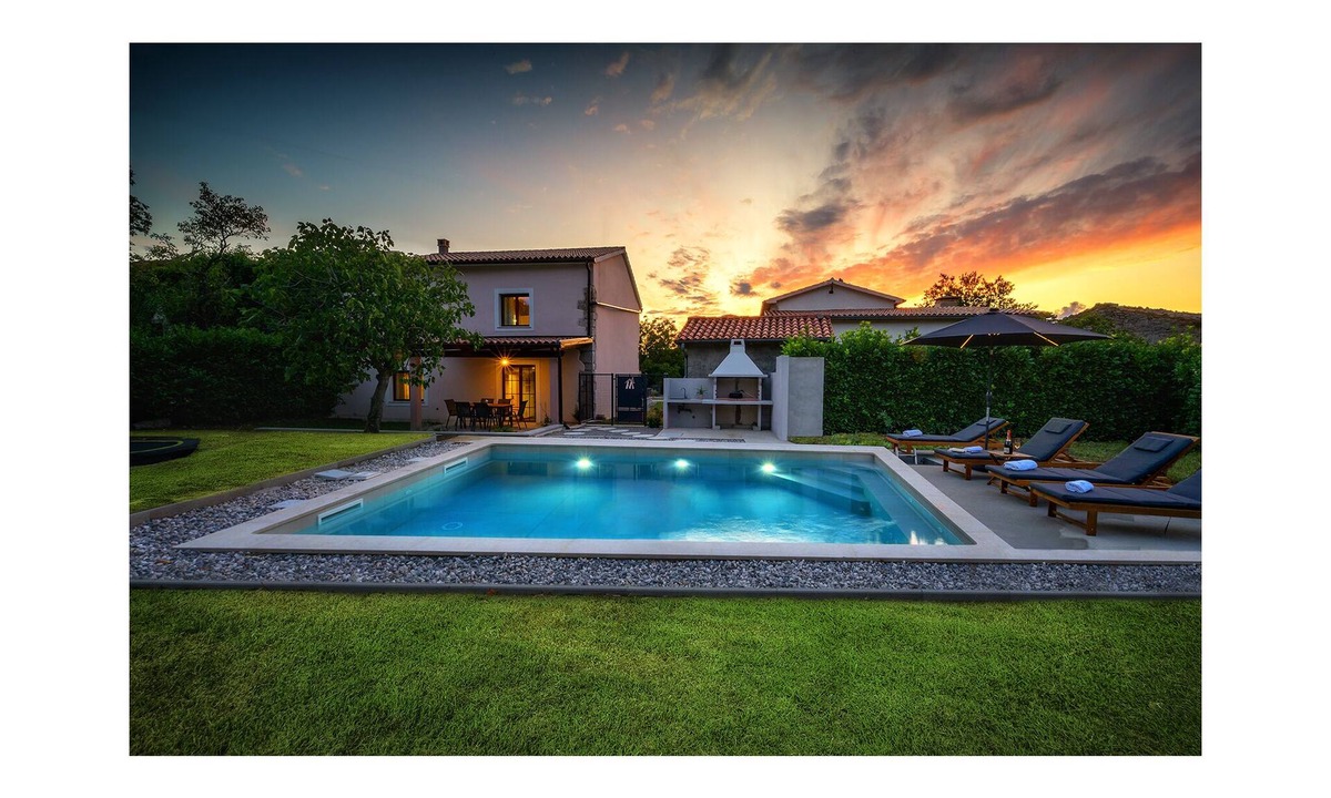 Gornja Nugla House | Casa Milena - Holiday stone house with a private pool/hill view/peaceful