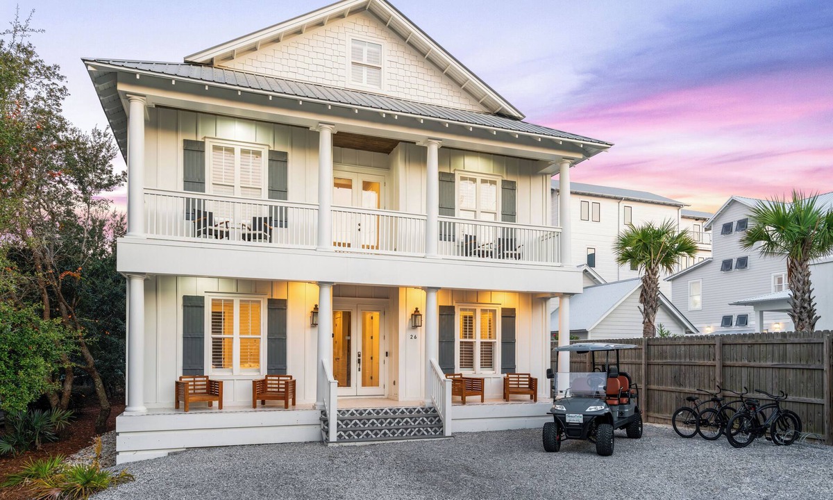 San Juan House | Coconut Cove-Private Pool, Golf Cart, Bikes, Walk to Beach, Discount Rates.