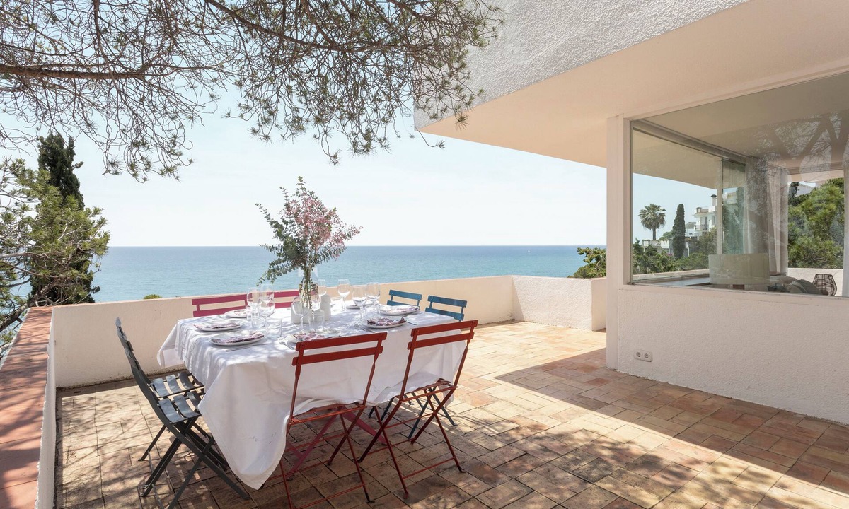 Canet de Mar House | Coderch Casa Rovira, sea view with private swimming pool