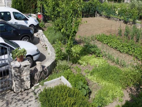 Gata Apartment | Countryside getaway close to the river and the sea