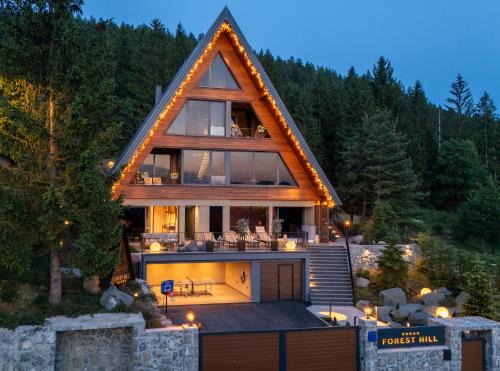 Ravna Gora Ski Chalet | Cozy Chalet Forest Hill
