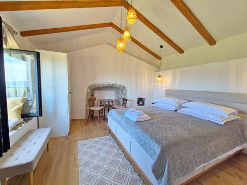 Brzac House | Cozy cottage with seaview and parking ideal for small family