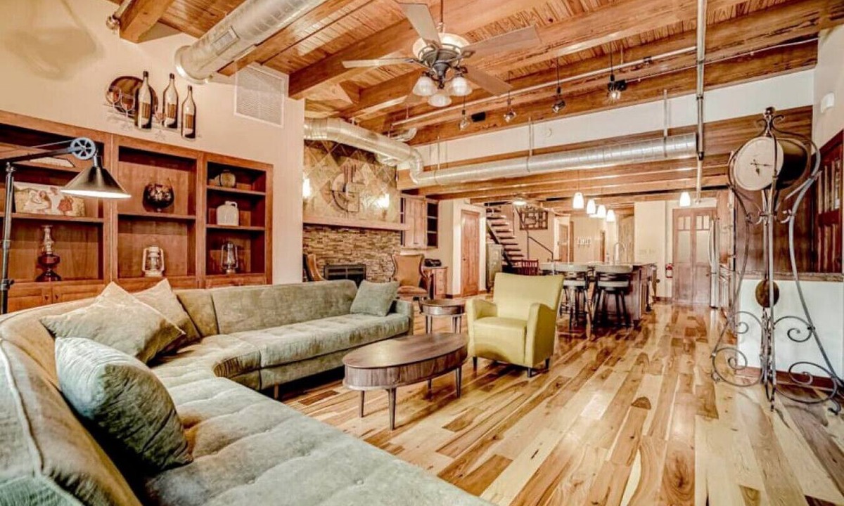 Stillwater Condo | Downtown Stillwater, Riverview Condo