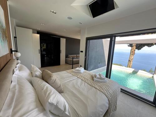 Medveja Villa | Dream 1-Bedroom Villa with Heated Indoor Pool, Jacuzzi & Sauna and BBQ