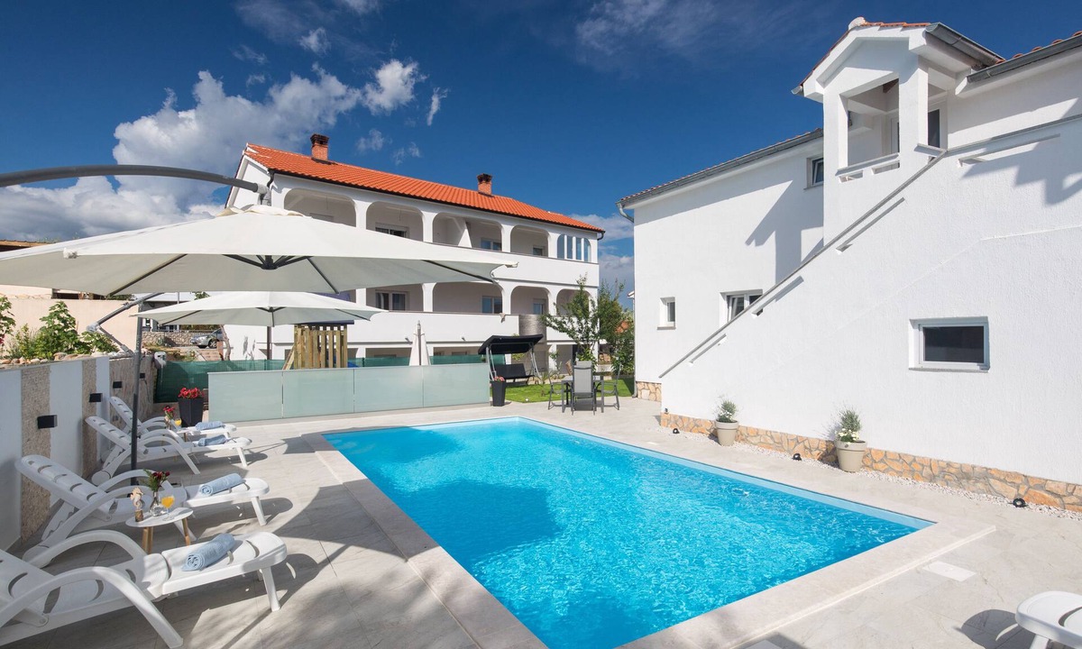 Krk Apartment | Family-friendly apartment LiJan °3 with heated salt water pool and sea view