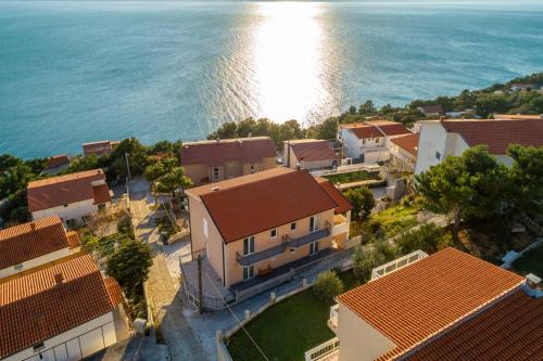 Stanici Apartment | Family-friendly apartments with swimming pool Stanici, Omis - 18676