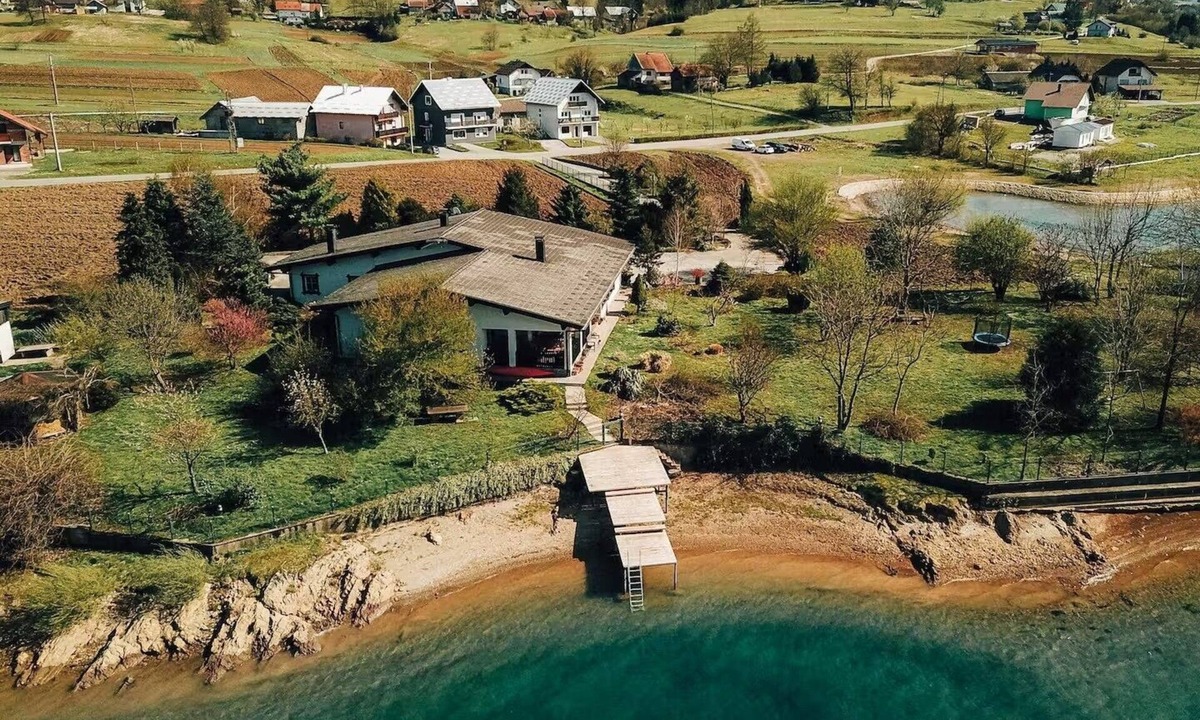 Ogulin House | Family-friendly house with hot tub Ribarići, Gorski kotar (K-24269)