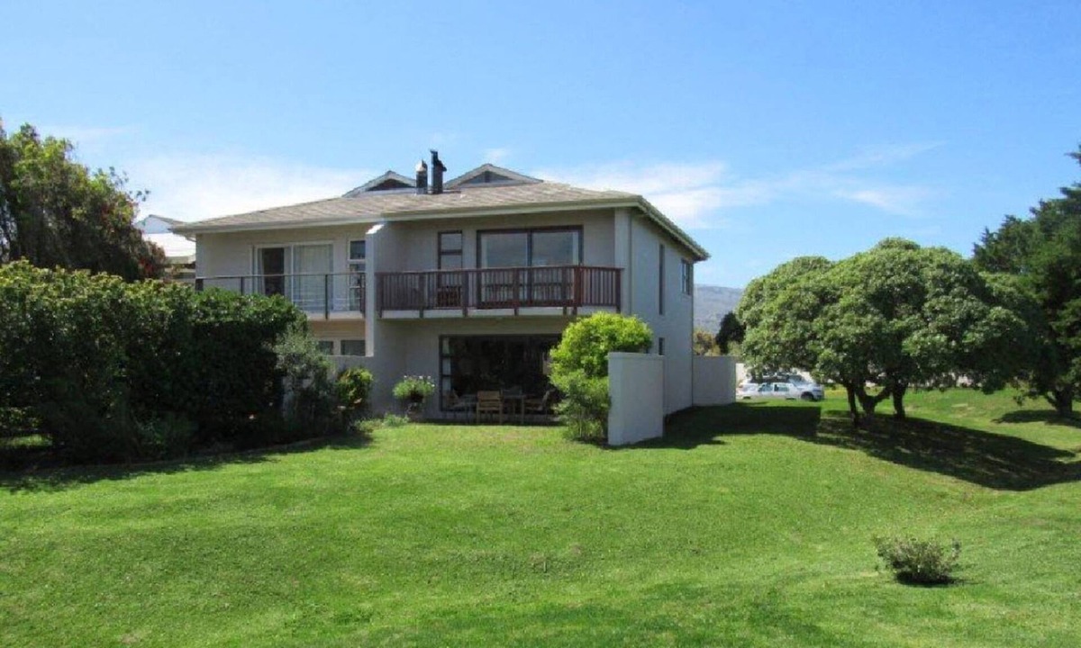Noordhoek House | Family-friendly Noordhoek holiday home in Security Estate, Cape Town, South Africa