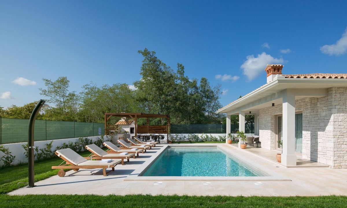 Labin Villa | Family villa, large pool with shallow end, fully private with vegetable garden.