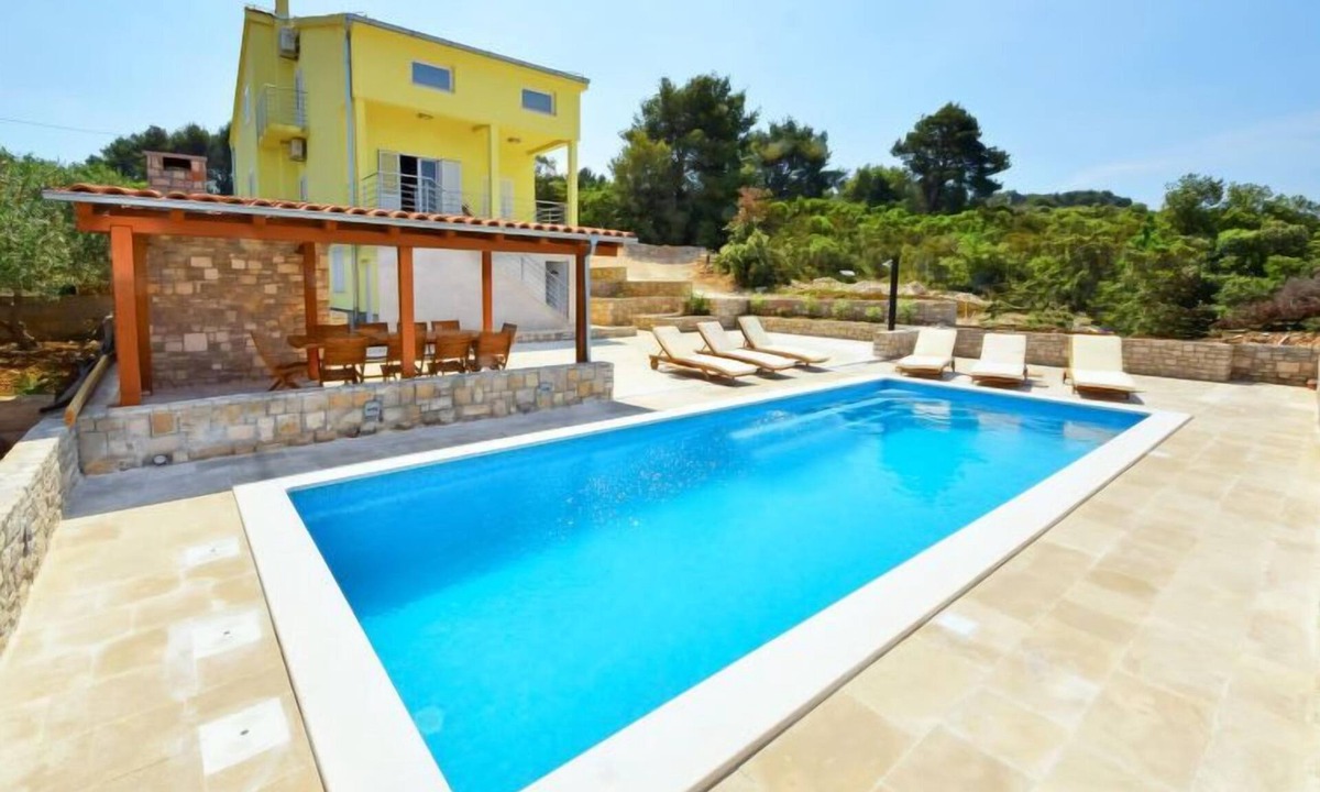 Necujam House | Gabriela by Interhome