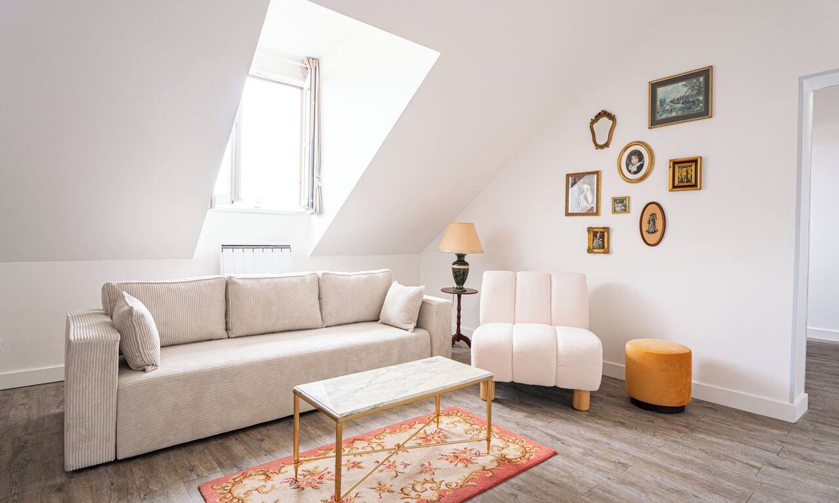 Saint-Louis Apartment | GERANIMUS The Queen's Cocoon