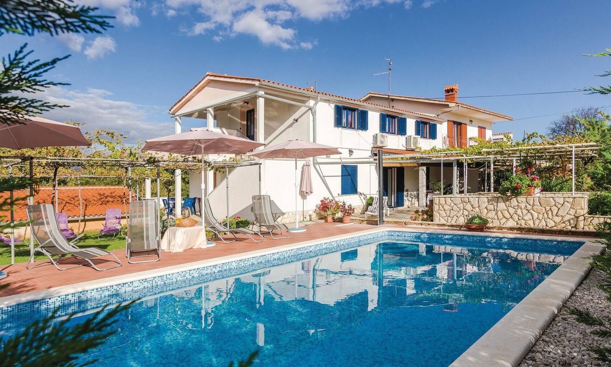 Sveta Nedelja House | Gorgeous home in Nedescina