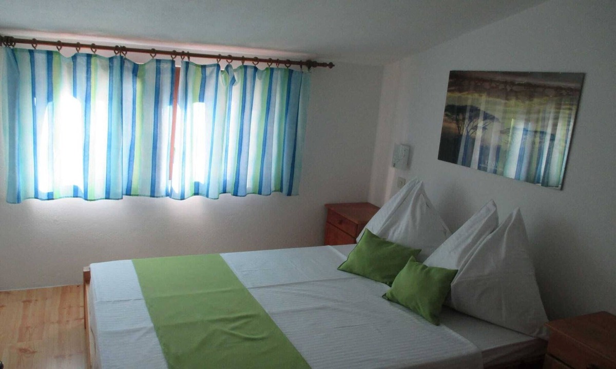 Tice Villa | Guest House Villa Daniel - Standard Double Room with Balcony