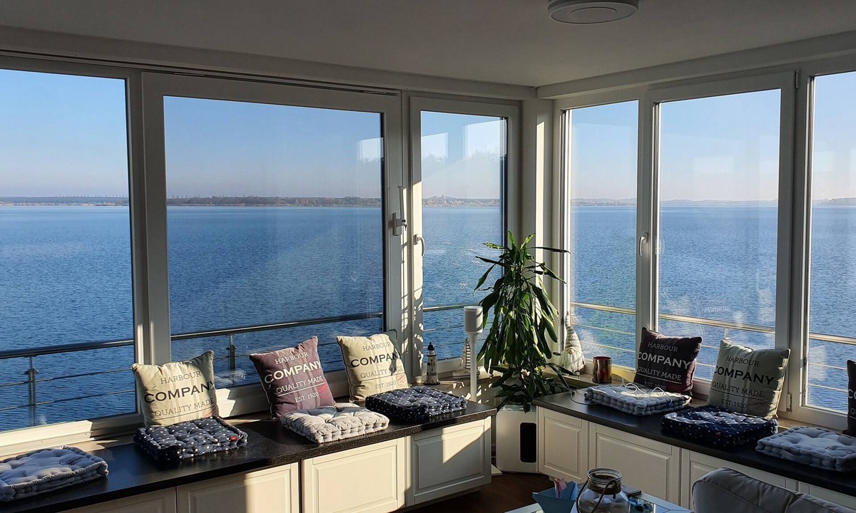 Bitterfeld Boat Rental | Haus Robby II