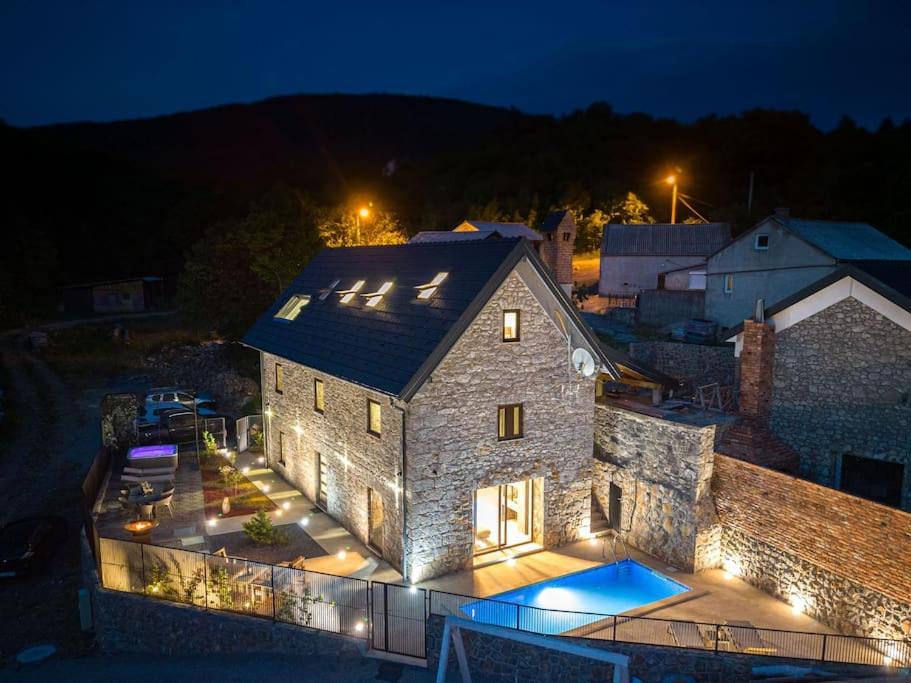 Veljun Primorski Villa | Heritage Villa Velebit Soul