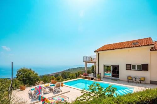 Poljane House | Hillside Villa Kvarner: Pool & Sea View - Happy Rentals