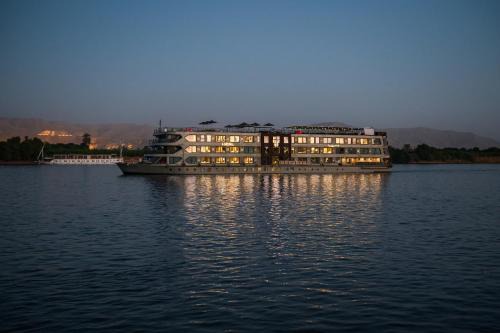 Nile River Luxor Boat Rental | Historia The Boutique Hotel Nile Cruise - Every Monday from Luxor for 04 & 07 Nights - Every Friday From Aswan for 03 & 07 Nights