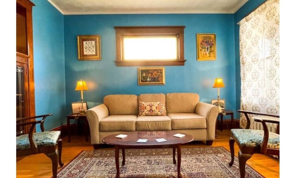 Summit - University House | Historic St. Paul Manor House! Grand/Selby/Summit