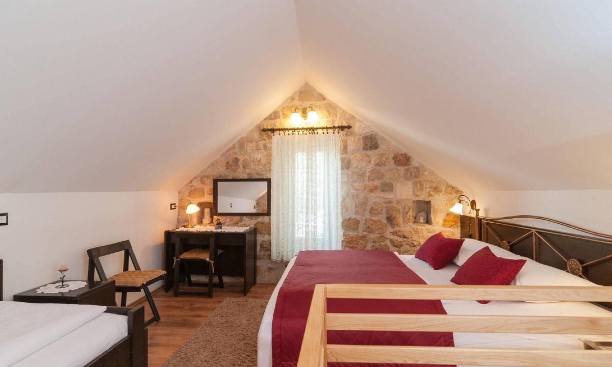 Tice Apartment | Holiday apartment for three people